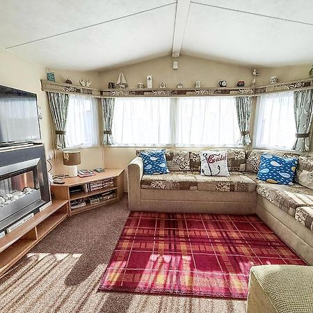 Caravan With Decking At Manor Park In Hunstanton, Sleeps 6 Ref 23045B Exteriör bild
