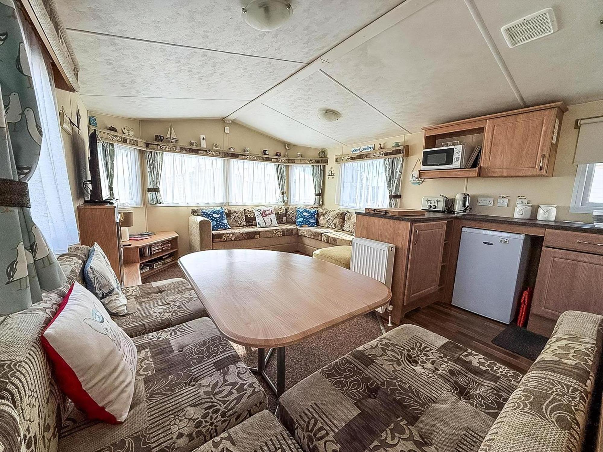 Caravan With Decking At Manor Park In Hunstanton, Sleeps 6 Ref 23045B Exteriör bild